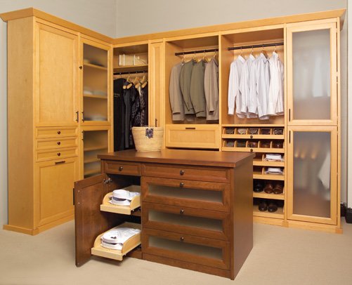 Solutions - Designer Closets